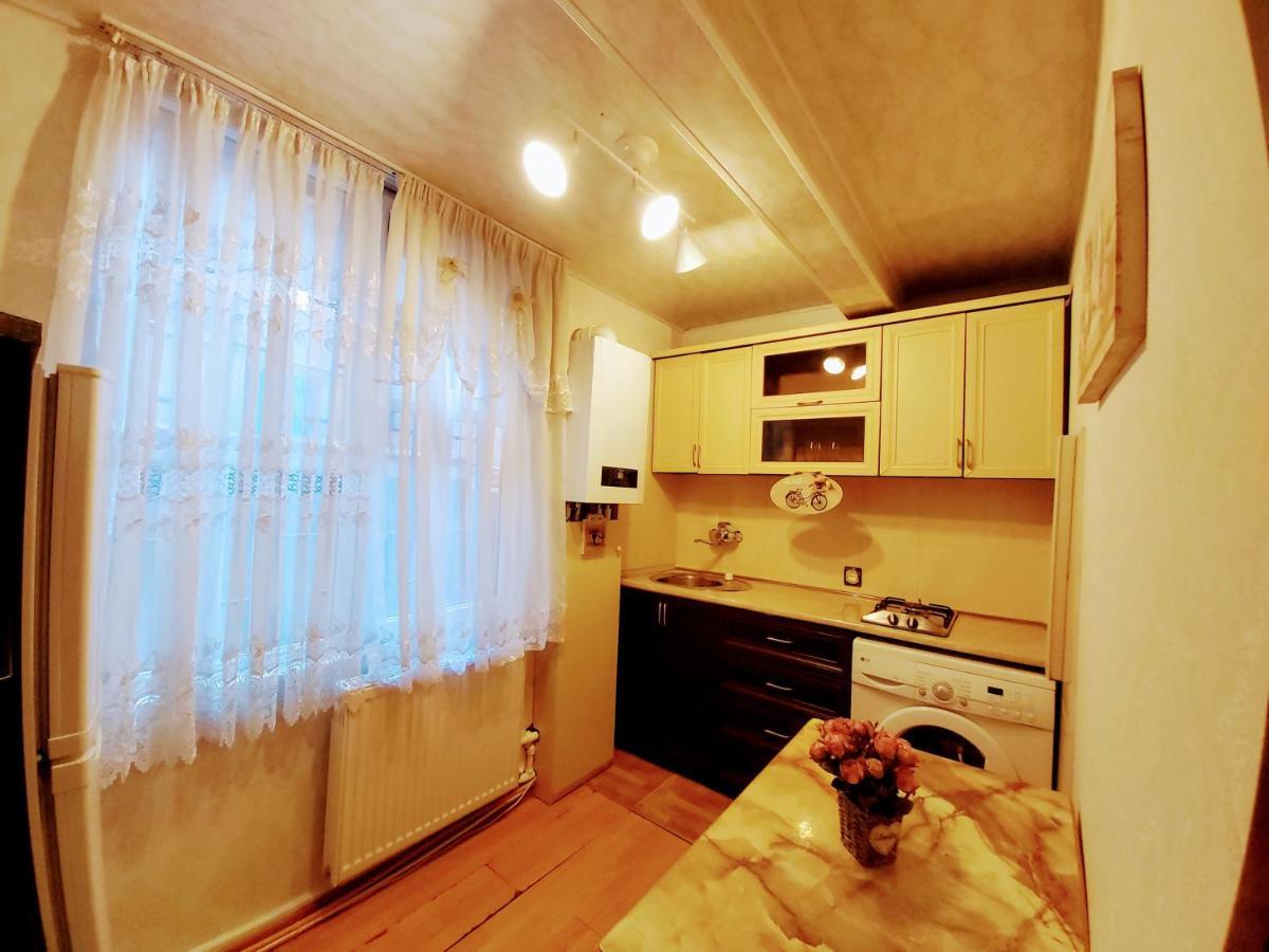 Baia'S Apartments Tbilisi Buitenkant foto